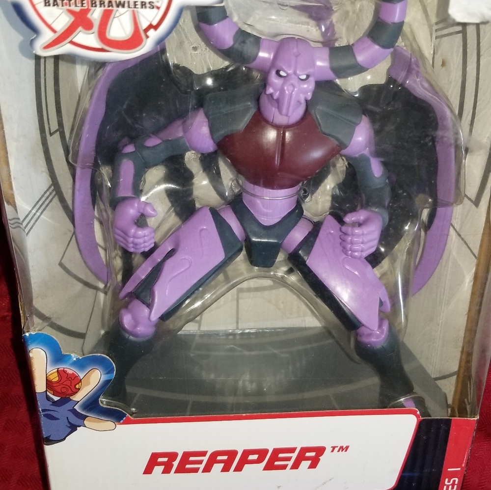 Action Figure - Picture 2 of 4